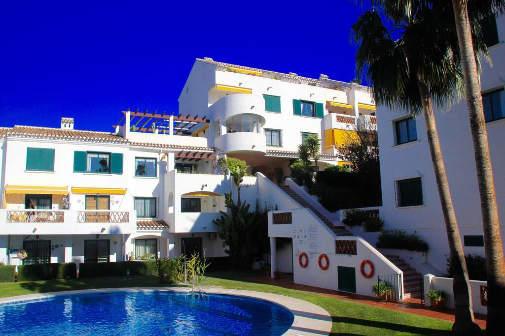 pool area