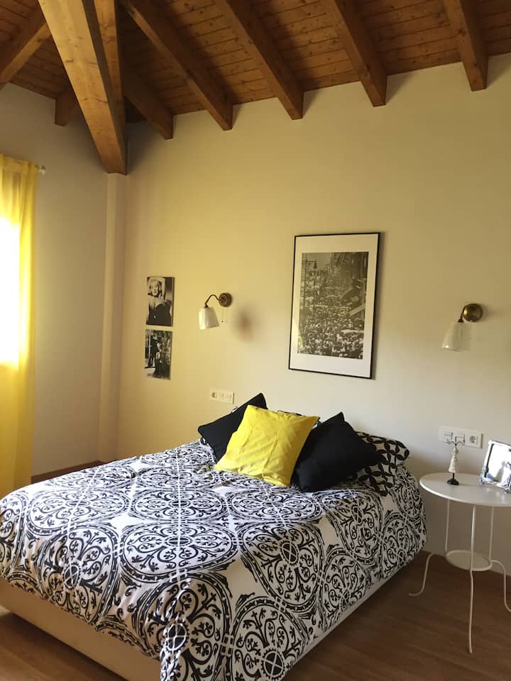 Bedroom with a double bed