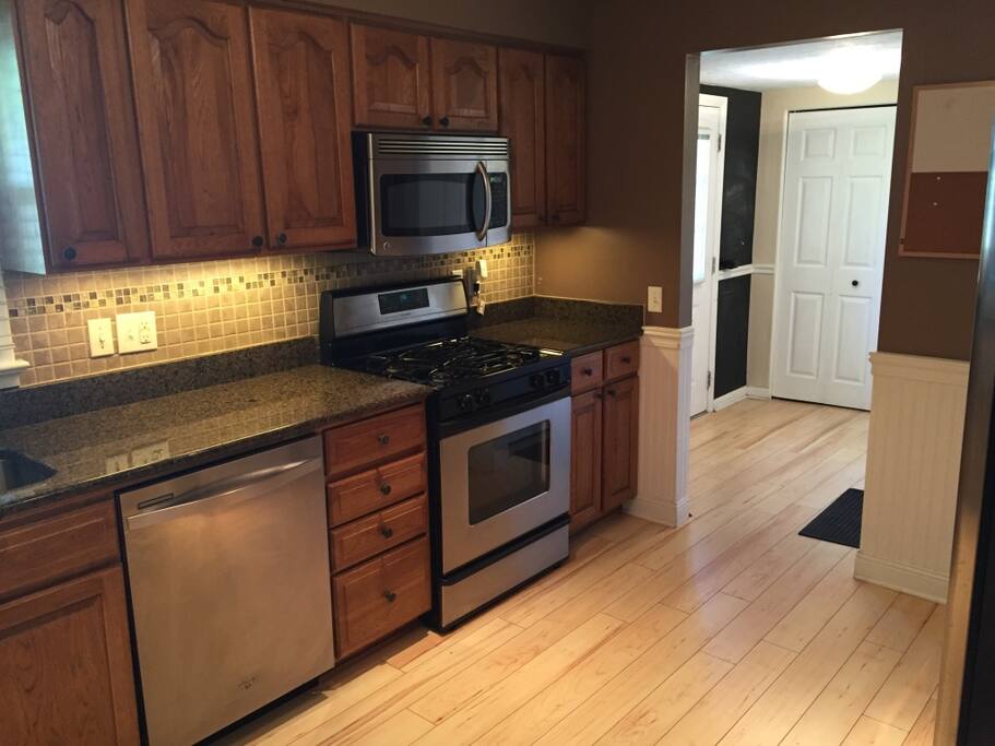 Gas Stove & Built in Microwave