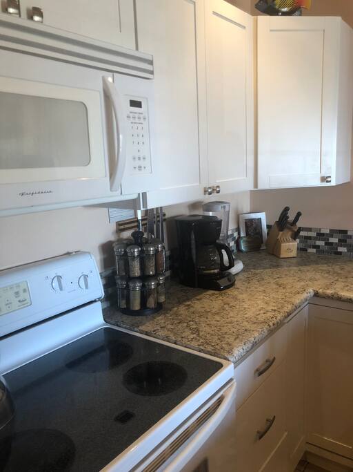 Full equipped kitchen