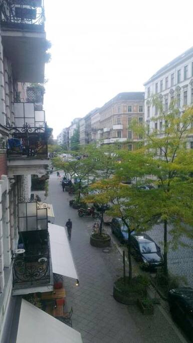 This is the view form our balcony over the Friesenstraße! Here you can catch the sun!
