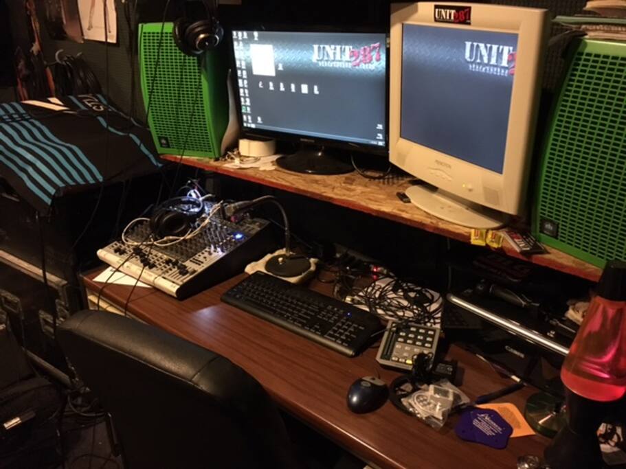You can play every video game from 1980's here!