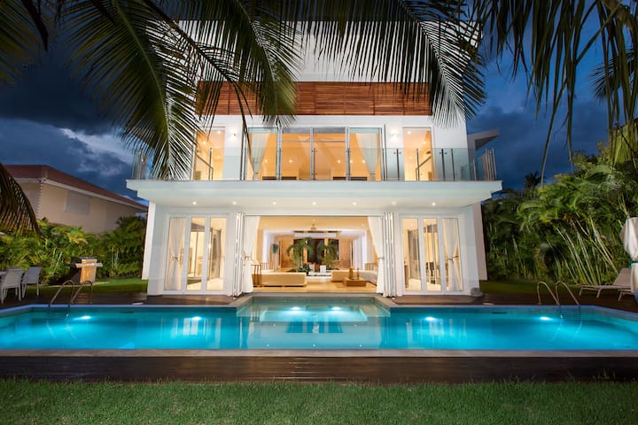 Villa Waterfall Punta Cana