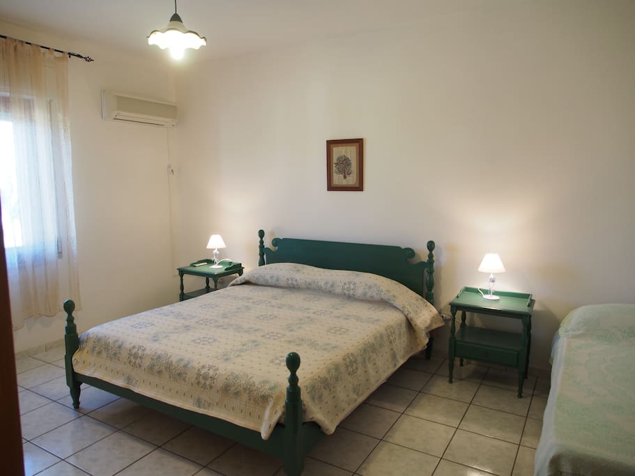 Camera matrimoniale più letto