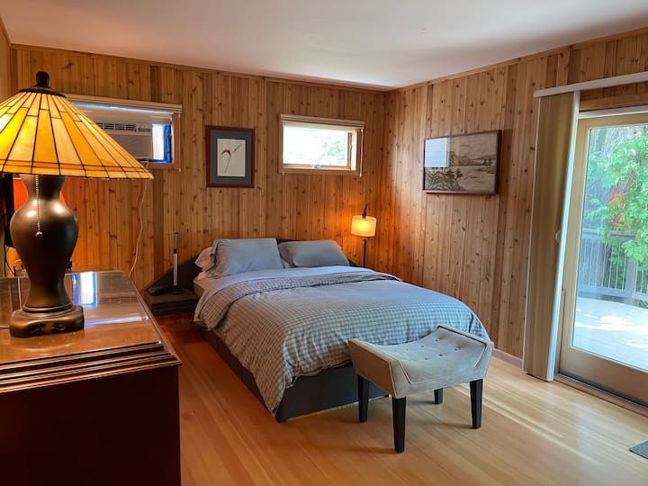 Основна спалня (горе)