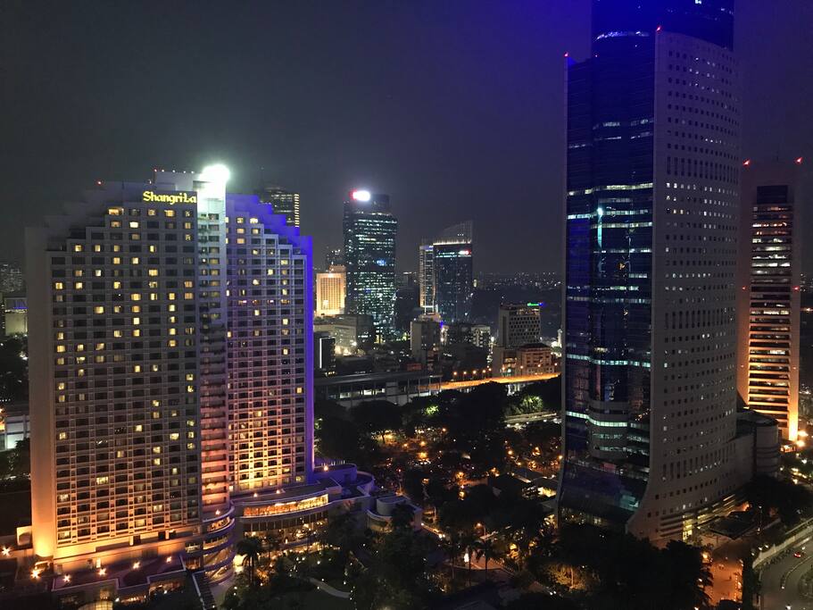 View from balcony overlooking Shangrila Hotel