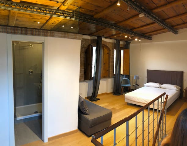 Terrace Apartment in Trevi Fountain -Spanish Steps gallery image 5