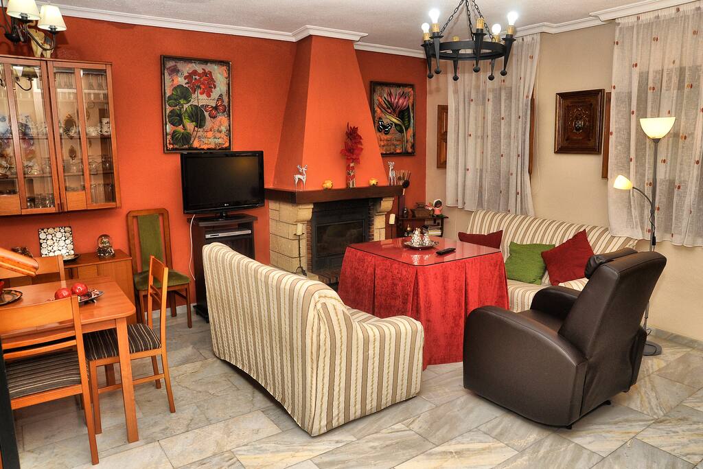 Salón (Piso inferior)
