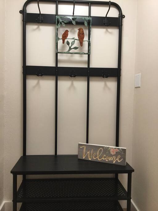 entry area for coats and shoes