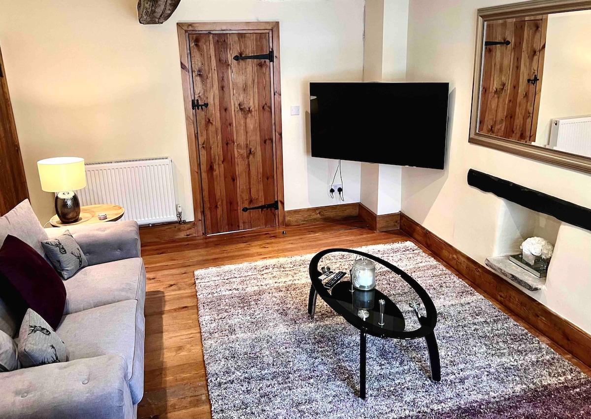 Top Airbnb: Boutique 2br cott. Mins 2 hills, pubs, cafes, rest in High Peak