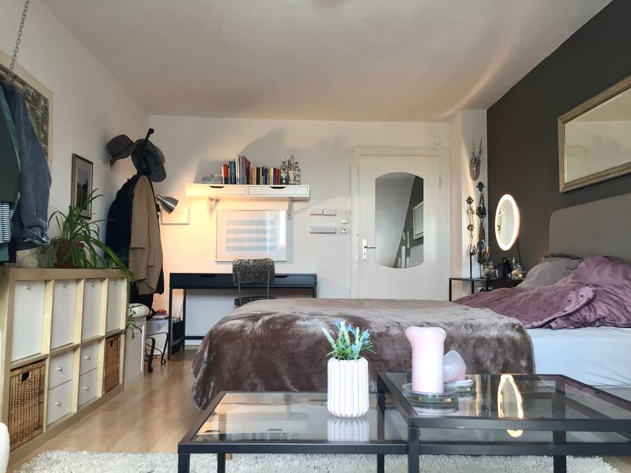 there is a table in front of the room, 140cm bed for 2 people
and also a dressing table with a great lighting