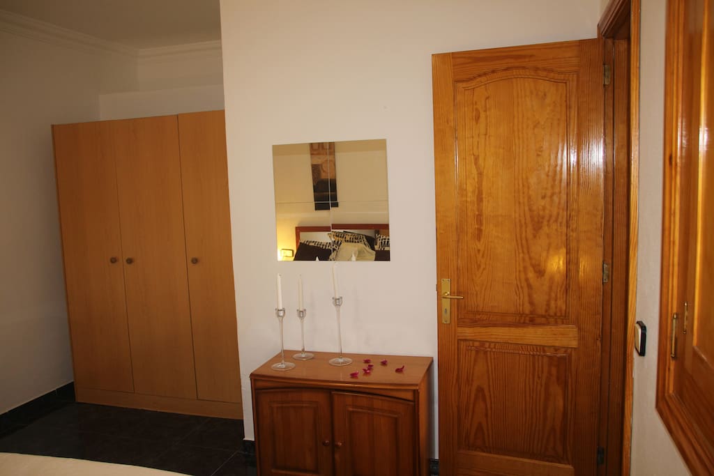 Dormitorio / Bed - Room