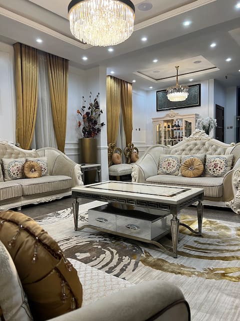 Luxury 4Bedroom Villa & BQ+Free Wifi & 24hrs Power