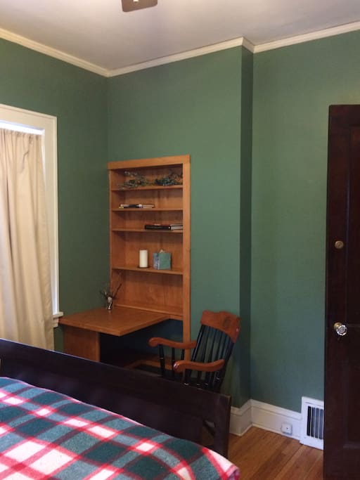 Study nook ...
