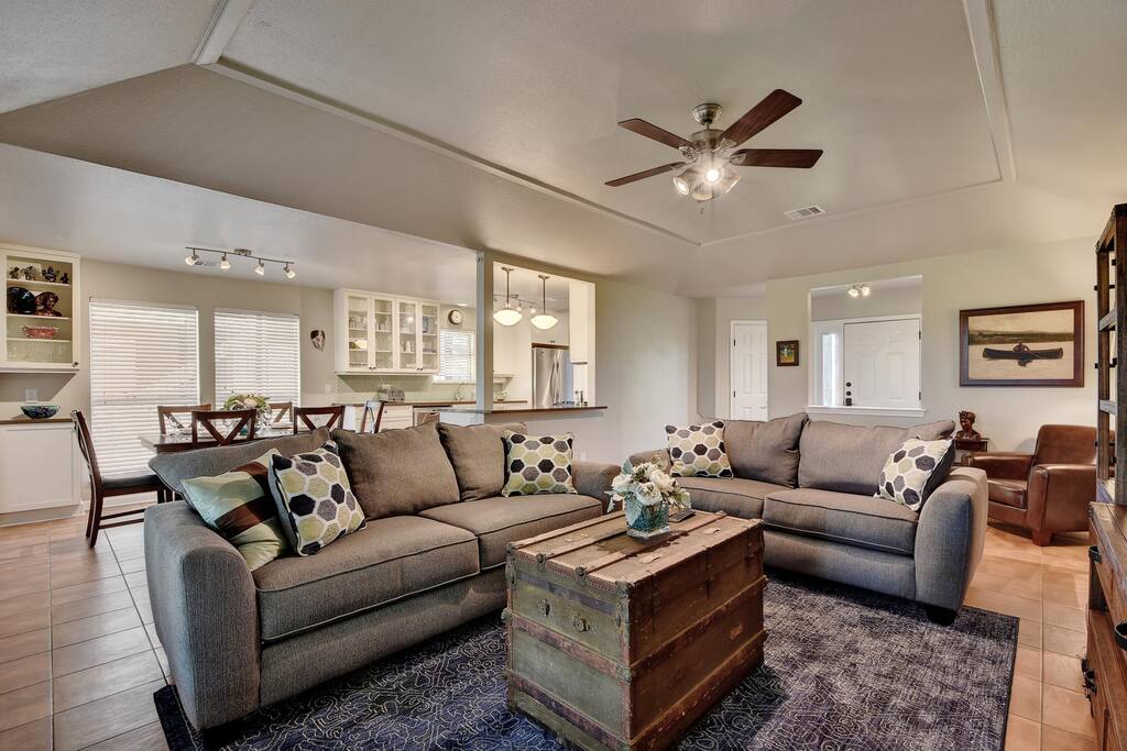 Living / Dining / Kitchen