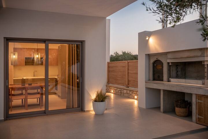 22 Sleeps★Walk Market&Taverna★500mt to the beach gallery image 2