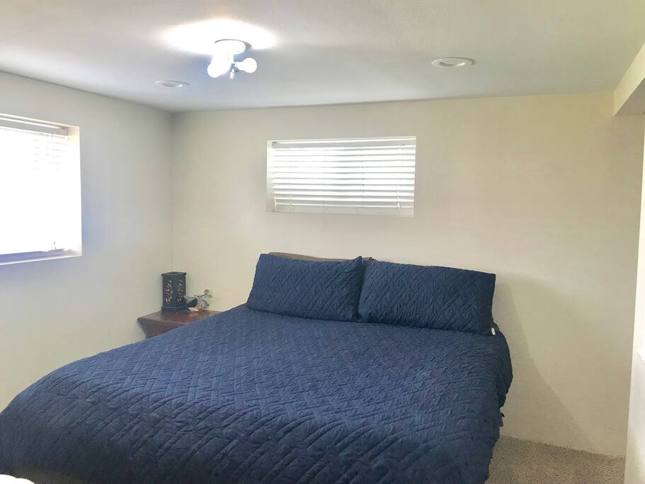 Fresh new paint and carpet. Side table lamp