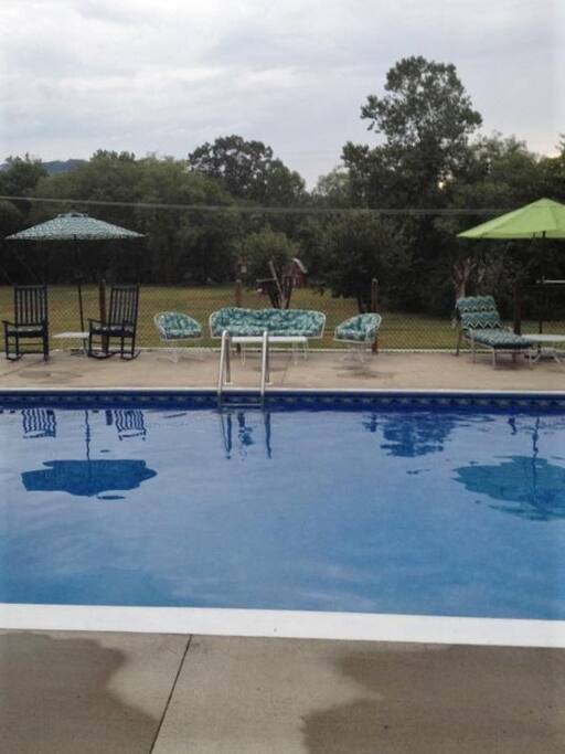 pool