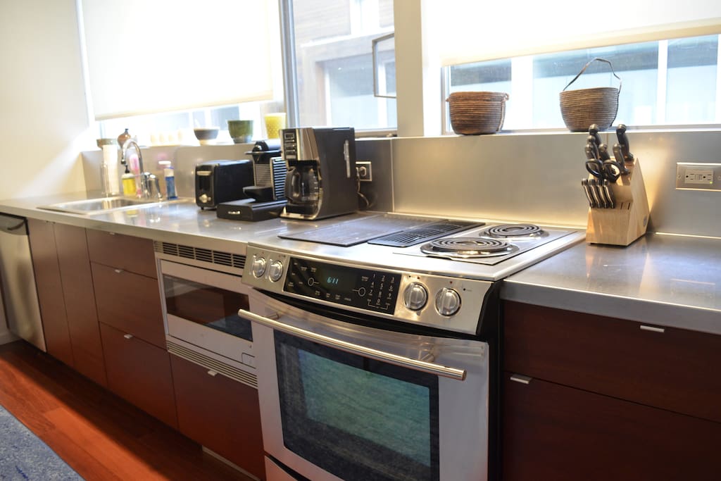 Kitchen Upclose (Coffee/Nespresso)