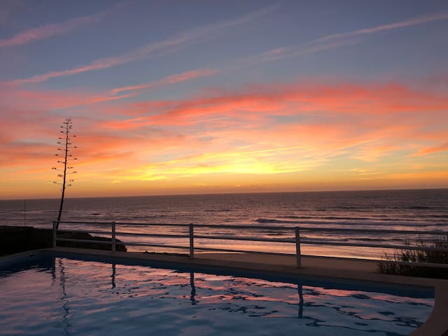 Beachfront villa | Pool | Santa Cruz Bliss