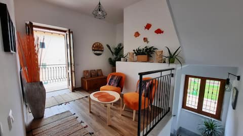 Entire Floor-3 bedrooms with 8 beds