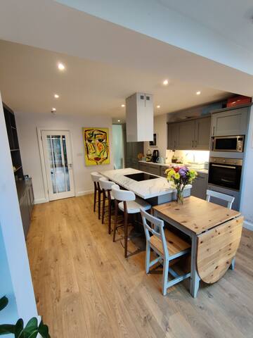 Spacious 3 bed home in a great location gallery image 2