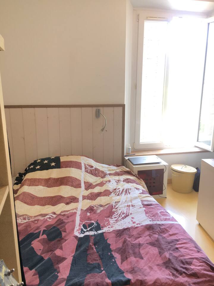 SPÁLŇA 3 MANŽELSKÁ POSTEĽ