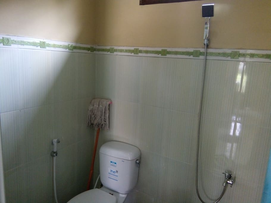 kamar mandi