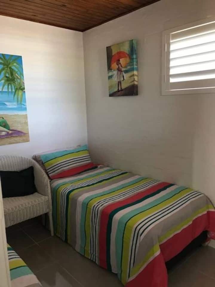 חדר השינה השני 