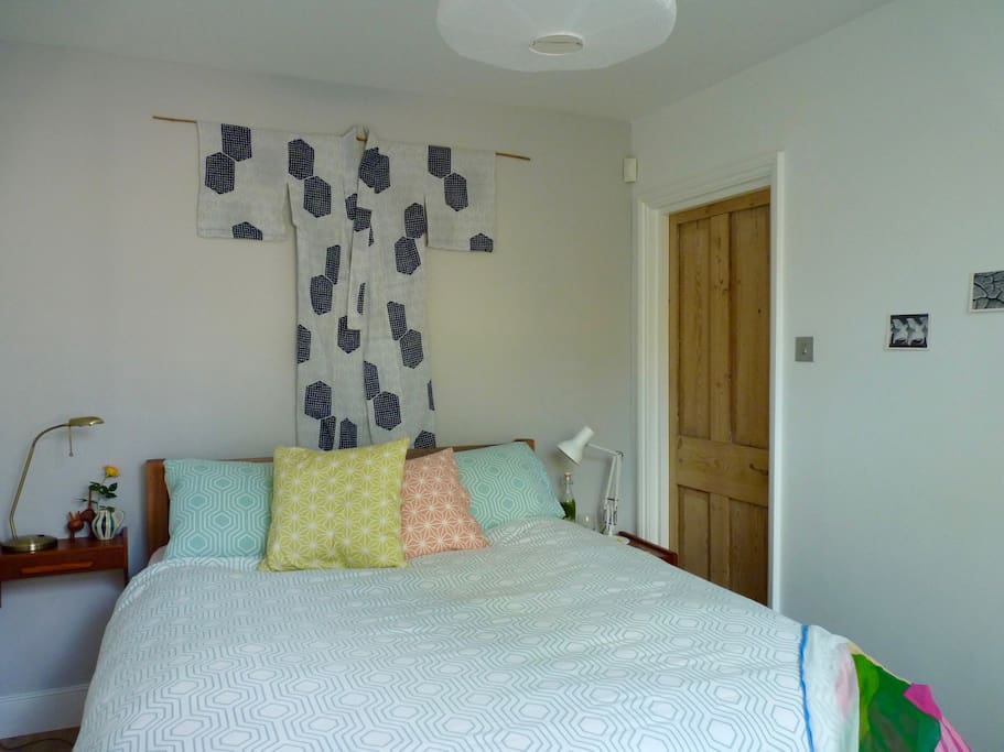 Bedroom with super comfy kingsize bed