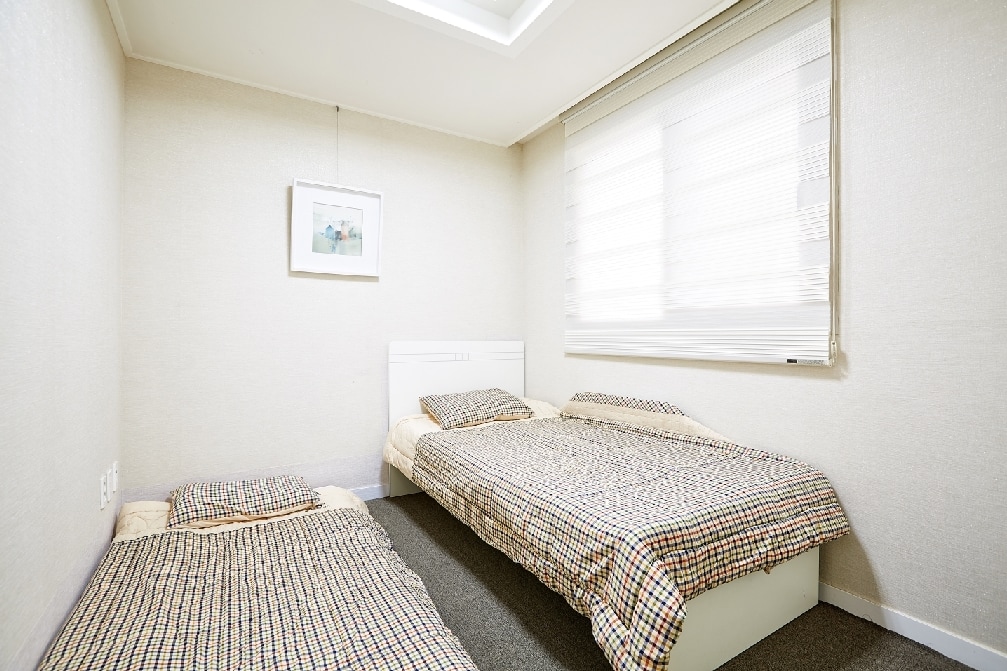 Hiki ni chumba kidogo. Vitanda 2 vya mtu mmoja.