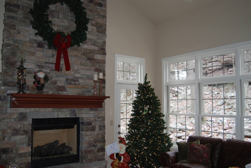 Family Room-Holiday
