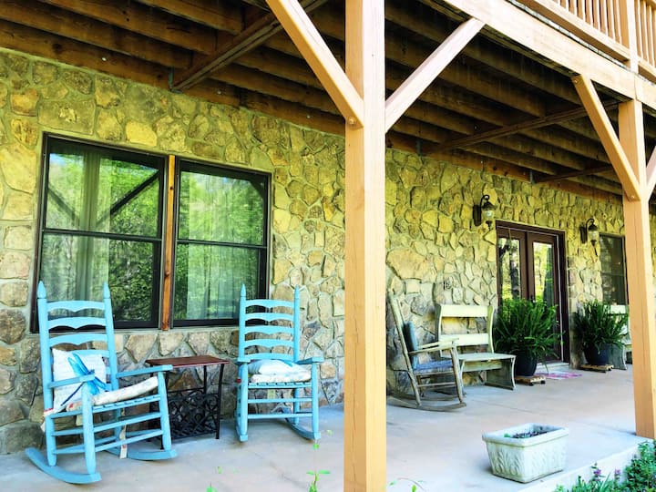 10 Best Airbnb Vacation Rentals In Waynesville, North Carolina