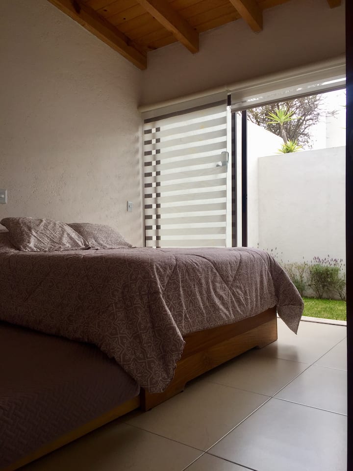 Მე-3 საძინებელი კერძო ბაღით