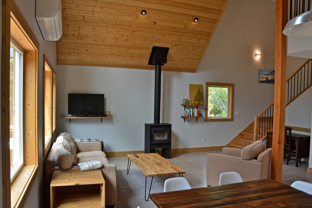 Living area with lots of natural light.