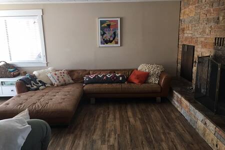 Cute and Cozy Ranch Style House