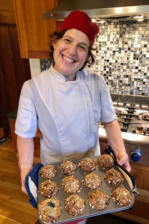 Show full-screen, host-provided image