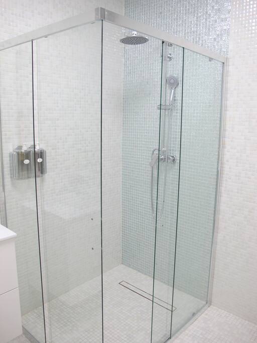 Cuarto de baño!! Ducha A ras de suelo.