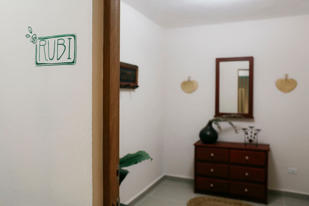 Rubi apt entrance