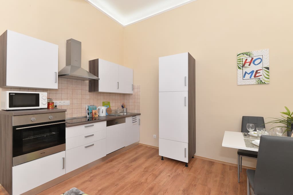 Brand new fully equipped kitchen