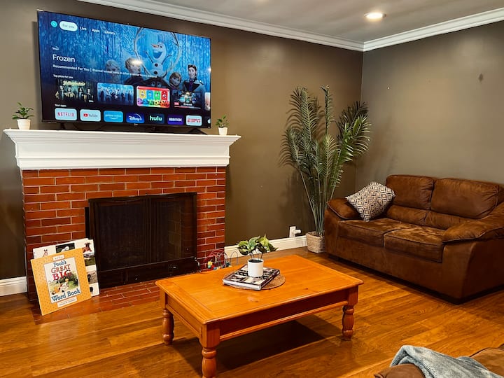 The Retreat - Disney | World Cup | Sofi Stadium - Garden Grove, CA