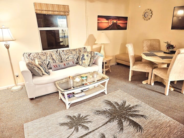 S Beach Priv Acss+dock/penth/twnhm/canal+3 Terrace - Marco Island, FL
