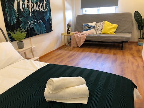 BK Hostel @ City Centre Room I - Deluxe Sleep 2-4