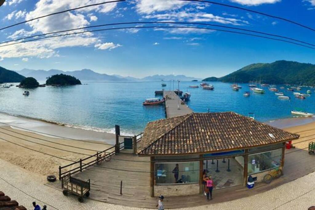 Vista do Salão do Café da Manhã - Cais de Turismo da Vila do Abraão
