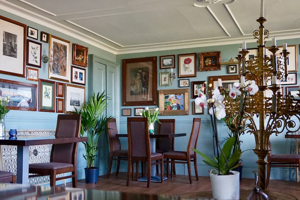 Italian Restaurant