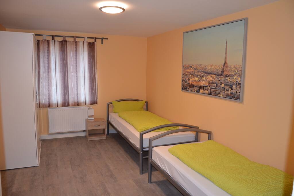 Schlafzimmer II
