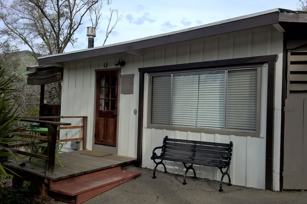 Private front entrance to the cabin