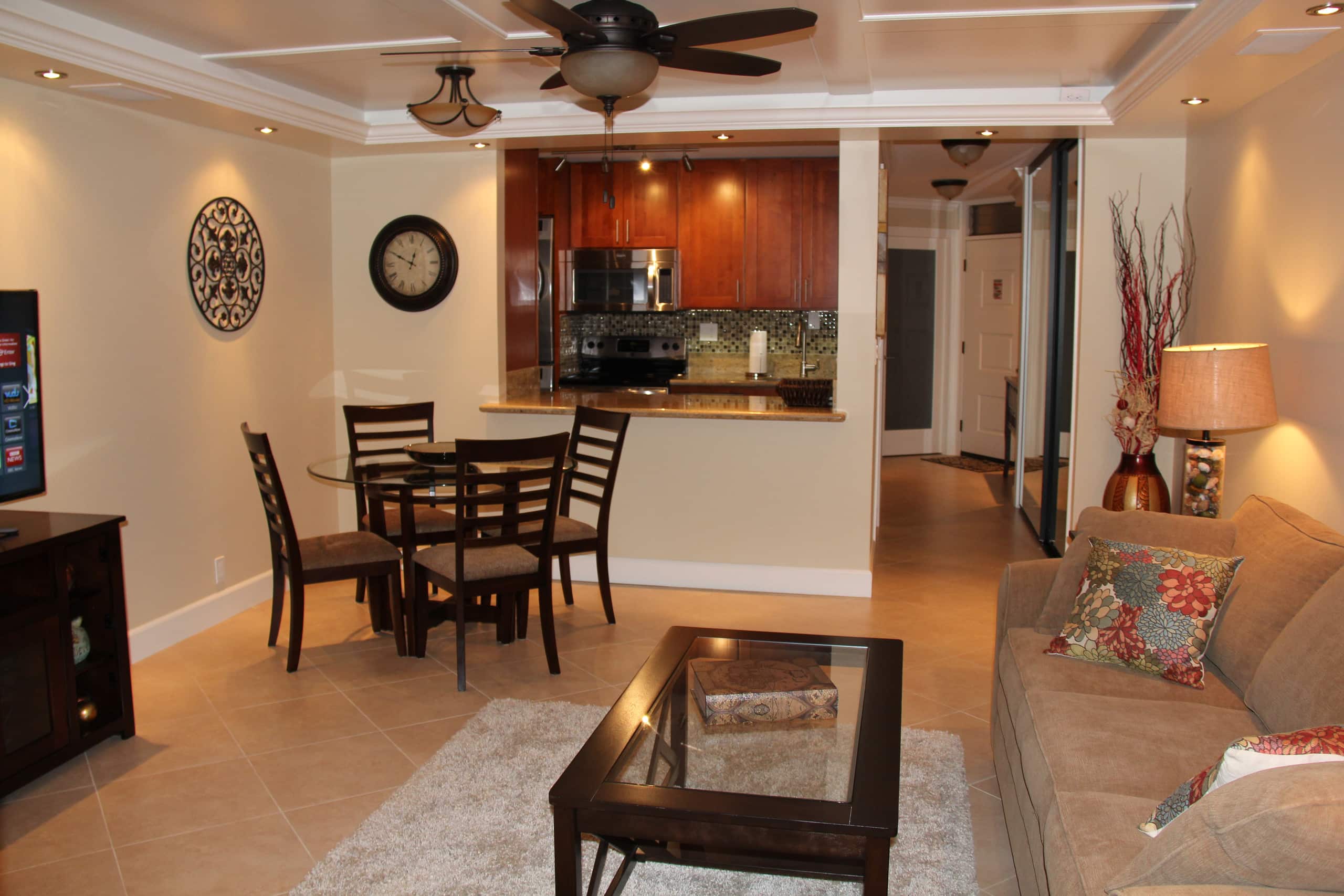 Condo in Kihei · ★4.98 · 1 bedroom · 2 beds · 1 bath - Image 2