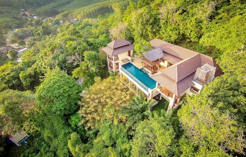 Luxury villa with pool - sea view & 5 bedrooms