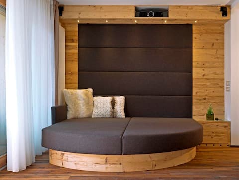 LA VIE DELUXE: private Whirlpool, Infrared.balcony